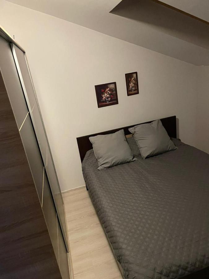 Apartament 2 Camere Chiajna Exterior photo